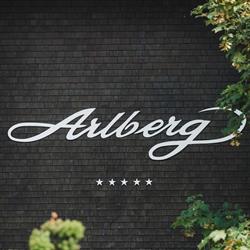 Hotel Arlberg Komm.Rat Johann Schneider Gesellschaft m.b.H.