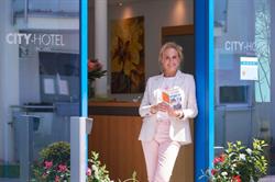 City Hotel