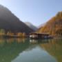 Schwimmende Almhütte!