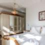 Double Room Double Room
