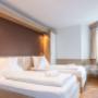 Twin Room Twin Room