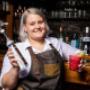 Exklusives Weinangebot, bunte Drinks und Cocktails, Premium-Spirituosen und vieles mehr erwarten Sie in der Weinbar