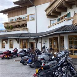Hotel in the HEART