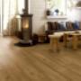 » Landhausdielen im XL-Format «
Jedes Stück der Kollektion » Robin Wood Imperial II « ist ein Unikat. Mit einer Dielenbreite von 260 mm und einer Länge von 2.200 mm verleihen die XL-Parkettböden jedem Wohnraum optisch eine neue Dimension. Die Eichenböden mit geölter Oberfläche sind in den Varianten "natur gebürstet", "whitewash handgehobelt", "astig angeräuchert handgehobelt" und "Desert handgehobelt tief gebürstet" erhältlich. » Landhausdielen im XL-Format «
Jedes Stück der Kollektion » Robin Wood Imperial II « ist ein Unikat. Mit einer Dielenbreite von 260 mm und einer Länge von 2.200 mm verleihen die XL-Parkettböden jedem Wohnraum optisch eine neue Dimension. Die Eichenböden mit geölter Oberfläche sind in den Varianten "natur gebürstet", "whitewash handgehobelt", "astig angeräuchert handgehobelt" und "Desert handgehobelt tief gebürstet" erhältlich.