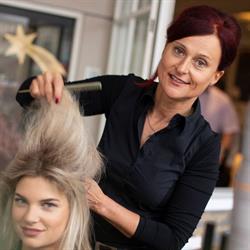 Frisiersalon Kamm & Schere Andrea Brunner