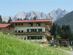 Ferienhof Obertenn - Peter und Evelyn Mayrl