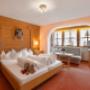 Hotel Ehrenreich KG - St. Anton am Arlberg