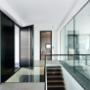 Internorm Fensterstudio Krems - Autorisierter Fachhändler -lichtdurchfluteter Eingangsbereich