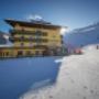 Skiparadies direkt an der Piste - Winterurlaub für die ganze Familie Skiparadies direkt an der Piste - Winterurlaub für die ganze Familie