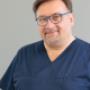 Der Hautarzt in Oberndorf bei Salzburg mit Wohlfühlambiente
Ohne Zeitdruck für jeden einzelnen Patienten persönlich da zu sein, das liegt uns besonders am Herzen.
Wir untersuchen Ihre Haut sorgfältig und suchen nach der Ursache der Erkrankung und besprechen Ihre Beschwerden mit Ihnen. Anschließend empfehlen wir Ihnen individuelle Behandlungsmöglichkeiten und sichern Ihnen unsere medizinische Unterstützung zu. Der Hautarzt in Oberndorf bei Salzburg mit Wohlfühlambiente
Ohne Zeitdruck für jeden einzelnen Patienten persönlich da zu sein, das liegt uns besonders am Herzen.
Wir untersuchen Ihre Haut sorgfältig und suchen nach der Ursache der Erkrankung und besprechen Ihre Beschwerden mit Ihnen. Anschließend empfehlen wir Ihnen individuelle Behandlungsmöglichkeiten und sichern Ihnen unsere medizinische Unterstützung zu.
