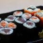 Sushi-Platte „Rollen“