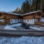 Herbstzeit Chalet in Leogang in verschneiter Winterlandschaft