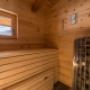 Eine finnische Sauna lädt zum Entspannen an kalten Tagen ein. Eine finnische Sauna lädt zum Entspannen an kalten Tagen ein.