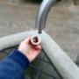 Niro-Armatur mit verstecktem Gardena-Anschluss Niro-Armatur mit verstecktem Gardena-Anschluss