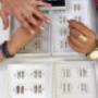 Große Auswahl an Eheringen bei Juwelier Wilmsen in 1020 Wien und online auf schmuck-shop.at