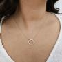 Weißgold Kette mit Kreisförmigen Anhänger mit Zirkonia Steinen