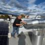 Romolus Isolierungen GmbH - Montage des Alu-Blechmantel an Luftleitungen rund.