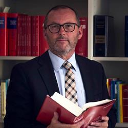 Humer Harald Erich, Ra Dr.