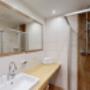 Badezimmer - Apartment mit 1 Schlafzimmer - Hotel Olympia Tirol - Mösern/Seefeld Badezimmer - Apartment mit 1 Schlafzimmer - Hotel Olympia Tirol - Mösern/Seefeld