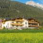 Der Schörhof inmitten der traumhaften Landschaft im Westen von Saalfelden. Der Schörhof inmitten der traumhaften Landschaft im Westen von Saalfelden.