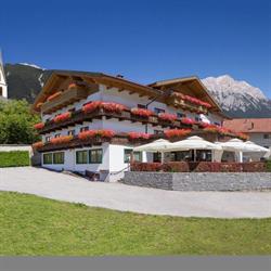 Gasthaus-Pension-Cafe Neuwirt