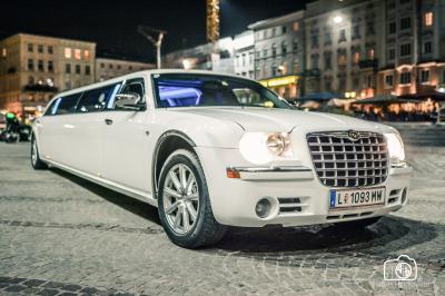 Stretch-Limousine-Deluxe