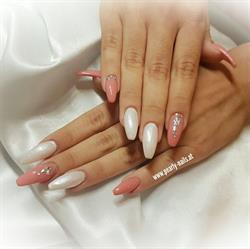 Pearly Nails Nagelstudio Ewelina Pirog