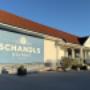 Schandl's Weingut liegt direkt an der B50 in Pöttelsdorf.