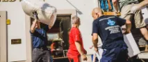 Schnelle Moebelpacker UmzugHelden
