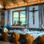 Gaststube Heustadlhof Karalm im Raurisertal Gaststube Heustadlhof Karalm im Raurisertal