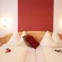 Schlafzimmer im Appartement für Zwei 40m² bei Familie Steiner in Leogang im Salzburgerland Schlafzimmer im Appartement für Zwei 40m² bei Familie Steiner in Leogang im Salzburgerland