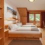 Gemütliches, helles Zimmer für 2 Personen mit Dusche, WC, Balkon, Wlan, Bettwäsche, Handtücher