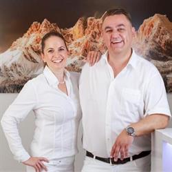 Zahnarztpraxis Schneeweiß - Dr. Thomas J. F. Hagel & Dr. Friederike Wäldrich