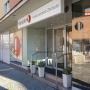 Hansaton Hörkompetenz-Zentrum Wienerstraße 10, Schwechat von rechts kommend Hansaton Hörkompetenz-Zentrum Wienerstraße 10, Schwechat von rechts kommend