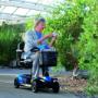 Scooter
Patient/ Kunde bei der Probefahrt