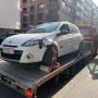 Abschleppdienst Stefan - Renault Clio - Ein kleines Renault Clio mit einer gebrochenen Achse! Mit einem Roller auf den LKW gezogen. Abschleppdienst Stefan - Renault Clio - Ein kleines Renault Clio mit einer gebrochenen Achse! Mit einem Roller auf den LKW gezogen.