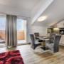Apartment mit Balkon