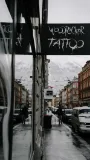 Tattoo Studio Innsbruck Ansicht von draußen mit Berg-Panorama