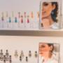 Vielfalt an Ohrringen mit Halbedelsteinen und Perlmutt bei MAX Schmuckdesign. Individueller Schmuck von internationalen Schmuckdesignern in Wien.