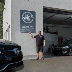 Robo’s Garage