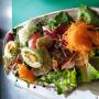 Q-Lounge Salat