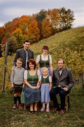 Weingut Buschenschank Sternat