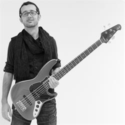 Patrick Zambonin - Bassunterricht Wien