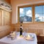 Innenansicht Rotkogelhütte Sölden