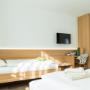 SUPERIOR
Mit einigen zusätzlichen Extras sind unsere Superior Zimmer ideal für kleine Gruppen oder Familien.
Unsere Superior Zimmer sind geräumige 3-Bettzimmer mit viel Platz und der Möglichkeit für eine weitere Schlafgelegenheit. Durch das zusätzliche Bett eignen sich diese Zimmer hervorragend für eine dreiköpfige Familie. Planen sie eine Reise nach Salzburg mit guten Freunden, so finden Sie bei uns bequem Platz. Auch Familien mit Kindern sind willkommen! SUPERIOR
Mit einigen zusätzlichen Extras sind unsere Superior Zimmer ideal für kleine Gruppen oder Familien.
Unsere Superior Zimmer sind geräumige 3-Bettzimmer mit viel Platz und der Möglichkeit für eine weitere Schlafgelegenheit. Durch das zusätzliche Bett eignen sich diese Zimmer hervorragend für eine dreiköpfige Familie. Planen sie eine Reise nach Salzburg mit guten Freunden, so finden Sie bei uns bequem Platz. Auch Familien mit Kindern sind willkommen!