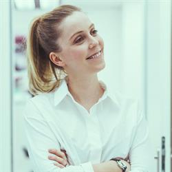 Dr. Hemma Neuner