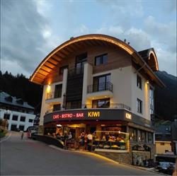 Cafe Bistro Bar KIWI