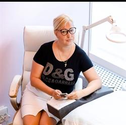 Seliger Wimpernverlängerung&Nägeldesing