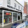 Wüstenrot Filiale Vöcklabruck mit Zulassungsservice - Außenansicht Wüstenrot Filiale Vöcklabruck mit Zulassungsservice - Außenansicht
