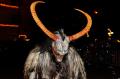 Eintauchen in die Welt der Krampusse und Perchten im Salzburger Saalachtal